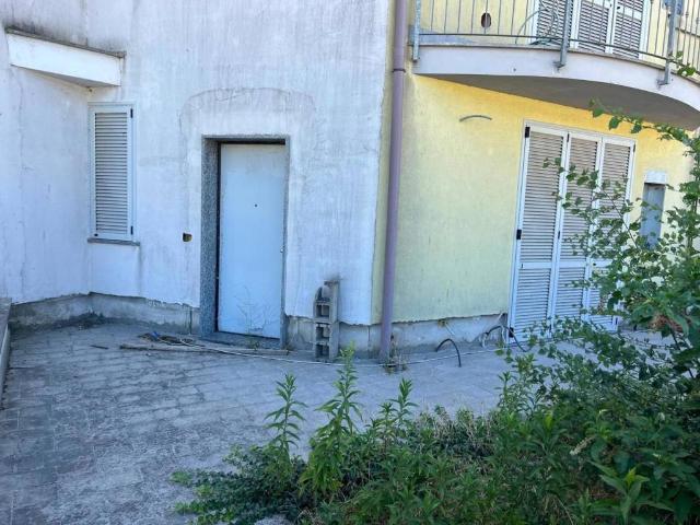 Palazzo in vendita a Carbonara Al Ticino, Lombardia