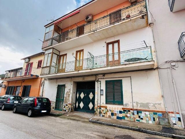 Palazzo in vendita a Località Case Sparse, Cardito