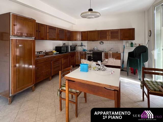 Palazzo in vendita a Carlentini, Sicilia