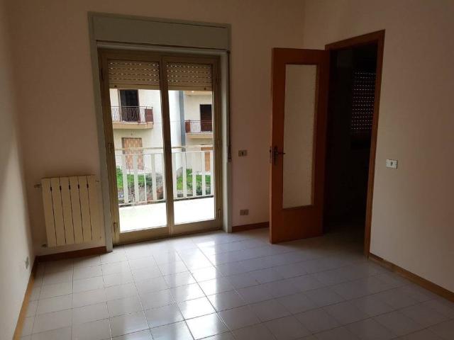 Palazzo in vendita a Carlentini, Sicilia