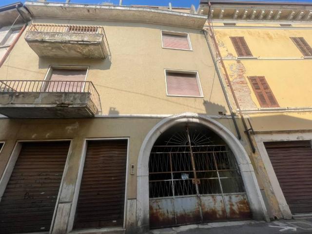 Palazzo in vendita a Carpenedolo, Lombardia