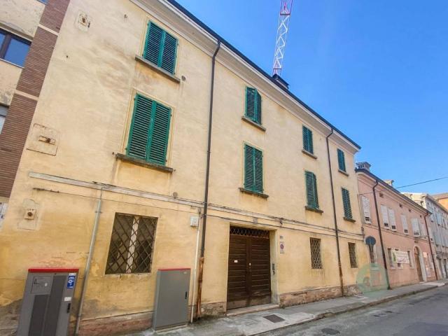Palazzo in vendita a Unione delle Terre d'Argine, Carpi