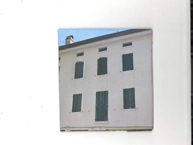 Palazzo in vendita a Unione delle Terre d'Argine, Carpi