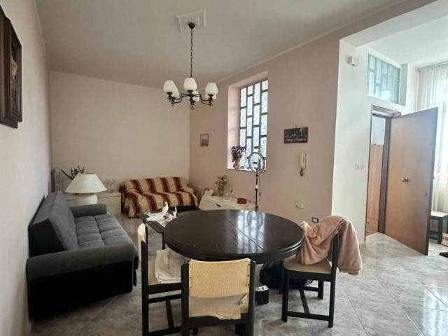 Palazzo in vendita a Casagiove, Campania