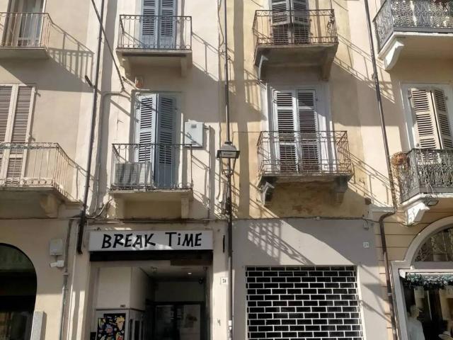 Palazzo in vendita a Ronzone, Piemonte