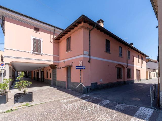 Palazzo in vendita a Casalpusterlengo, Lombardia