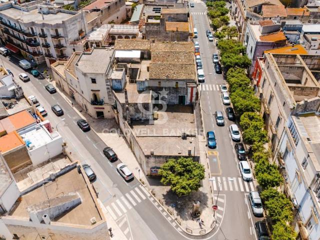 Palazzo in vendita a Puglia, Bari
