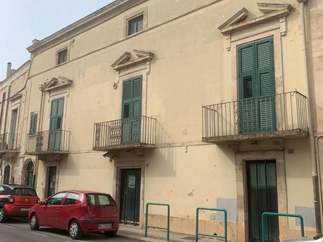 Palazzo in vendita a Puglia, Bari