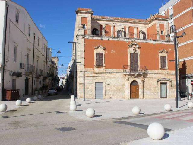 Palazzo in vendita a Puglia, Bari