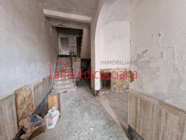Palazzo in vendita a Casciana Terme Lari, Casciana Terme