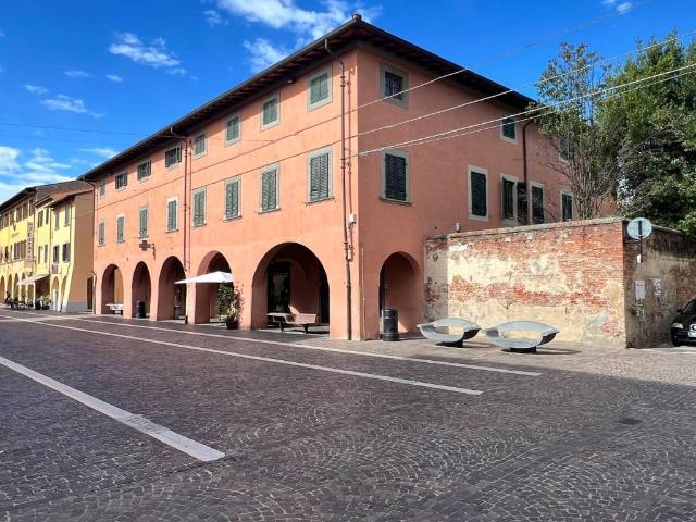 Palazzo in vendita a Cascina, Toscana