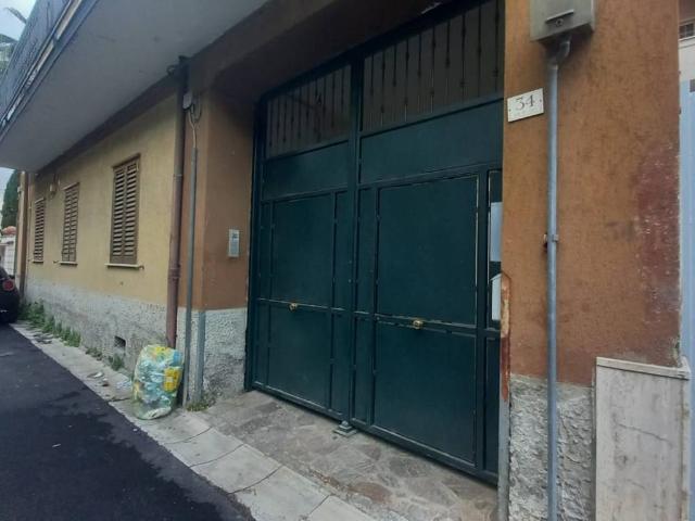 Palazzo in vendita a San Nicola La Strada, Campania