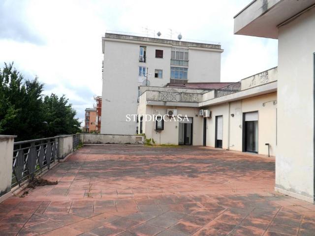 Palazzo in vendita a Caserta