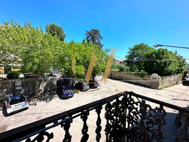 Palazzo in vendita a Caserta