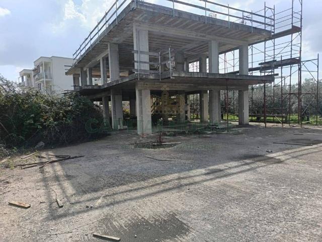 Palazzo in vendita a Petrarelle, Caserta
