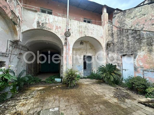 Palazzo in vendita a San Clemente, Caserta