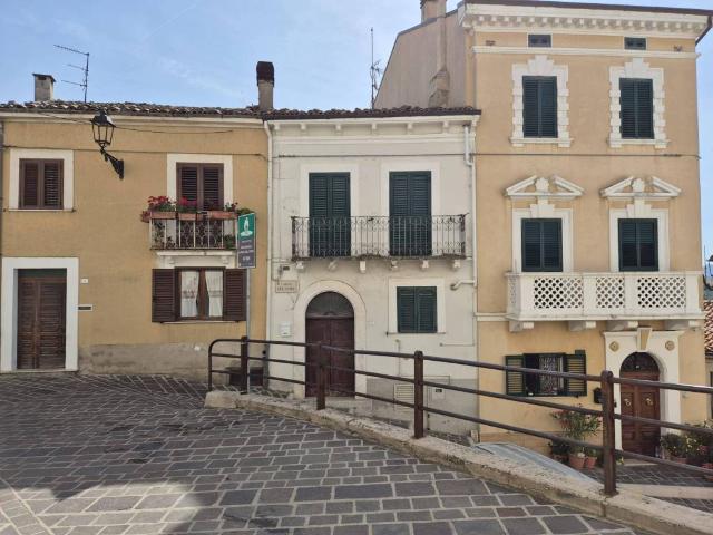 Palazzo in vendita a Casoli, Abruzzo