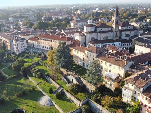 Palazzo in vendita a Cassano D'adda, Lombardia
