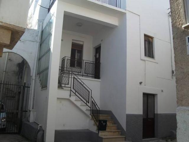 Palazzo in vendita a Puglia, Bari