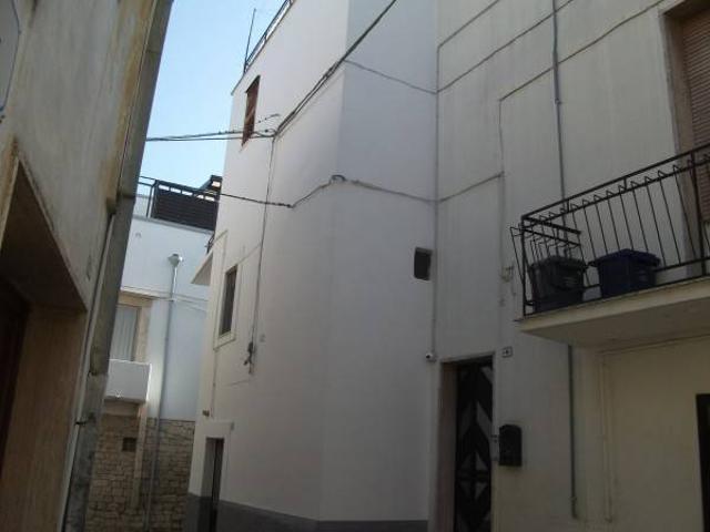 Palazzo in vendita a Puglia, Bari