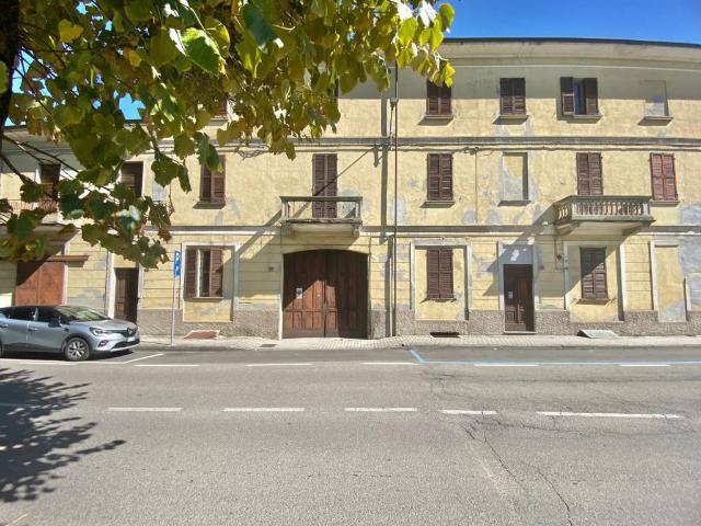 Palazzo in vendita a Casteggio, Lombardia