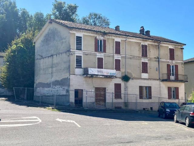 Palazzo in vendita a Casteggio, Lombardia