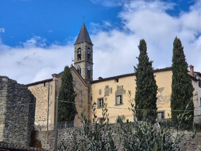Palazzo in vendita a Castel Focognano, Toscana