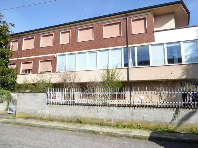 Palazzo in vendita a Castel San Giovanni, Reggio Emilia