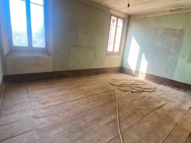 Palazzo in vendita a Nuovo Circondario Imolese, Castel San Pietro Terme
