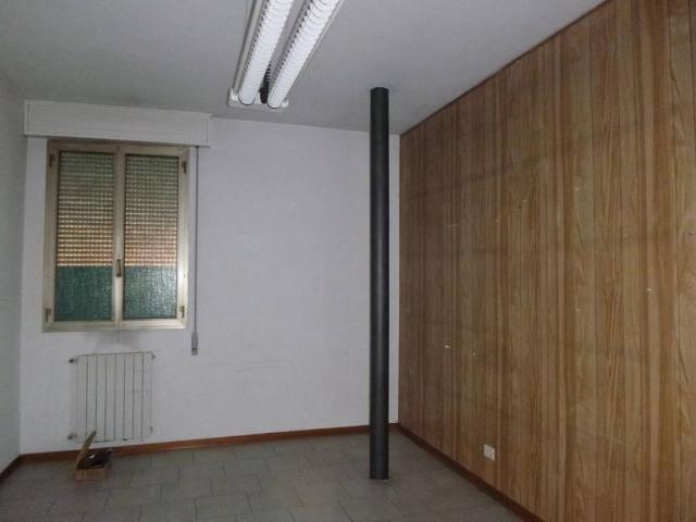 Palazzo in vendita a Nuovo Circondario Imolese, Castel San Pietro Terme