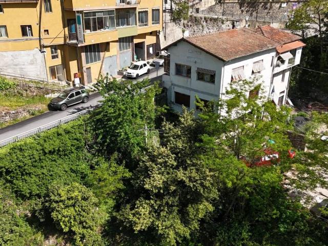 Palazzo in vendita a Castel Vittorio, Provincia di Imperia