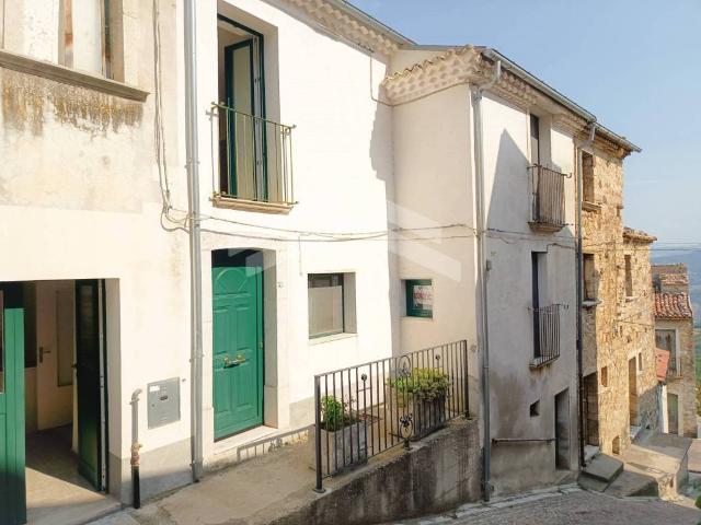 Palazzo in vendita a Castelbottaccio, Molise