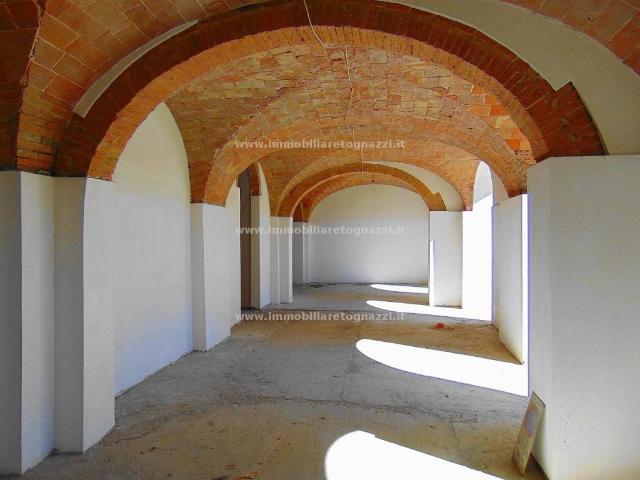 Palazzo in vendita a Unione dei Comuni Circondario dell'Empolese Valdelsa, Castelfiorentino