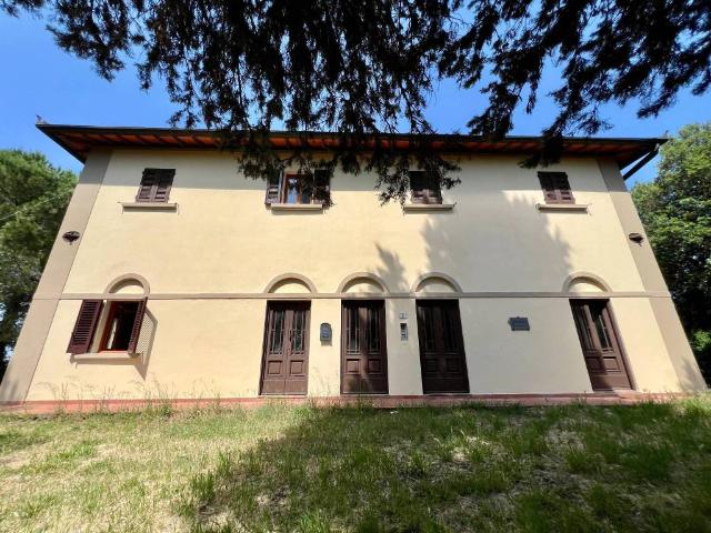 Palazzo in vendita a Unione dei Comuni Circondario dell'Empolese Valdelsa, Castelfiorentino