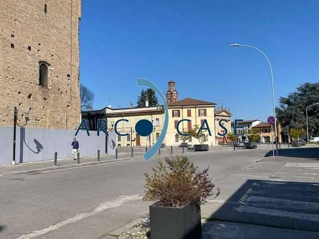 Palazzo in vendita a Castelleone, Lombardia