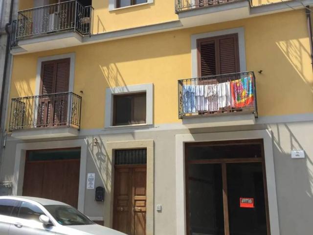 Palazzo in vendita a Castell'umberto, Sicilia