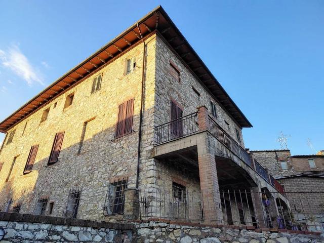Palazzo in vendita a Castelnuovo Berardenga, Toscana