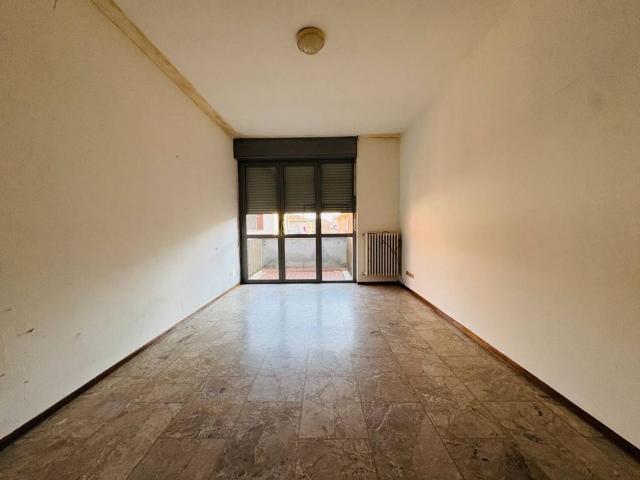 Palazzo in vendita a Castelnuovo Bocca d'Adda, Lodi