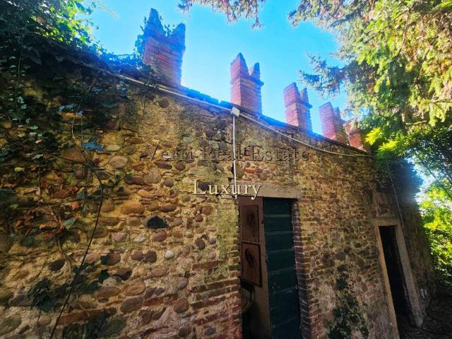 Palazzo in vendita a Castelnuovo Del Garda, Veneto