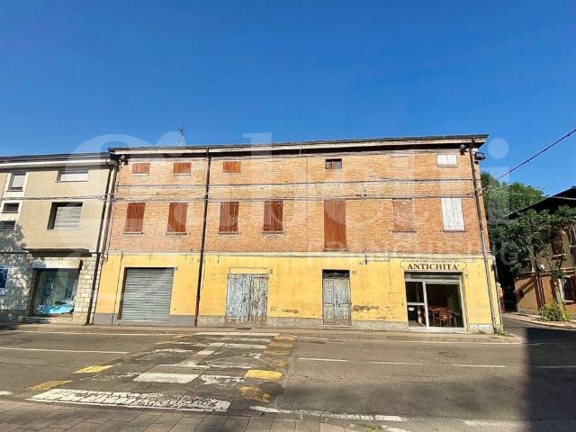 Palazzo in vendita a Unione di comuni Terre di Castelli, Castelnuovo Rangone