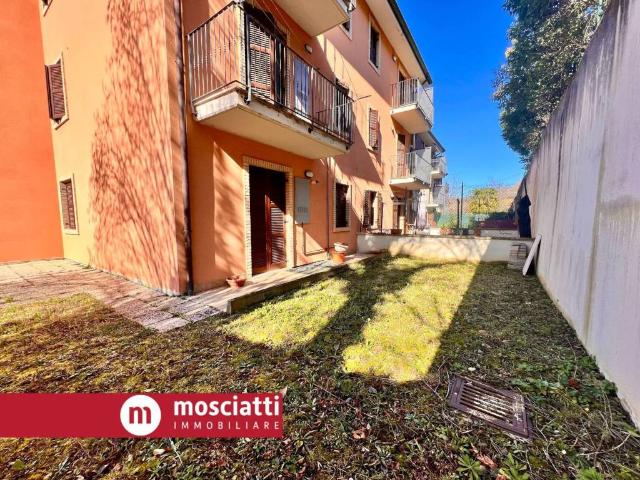 Palazzo in vendita a Collina, Marche