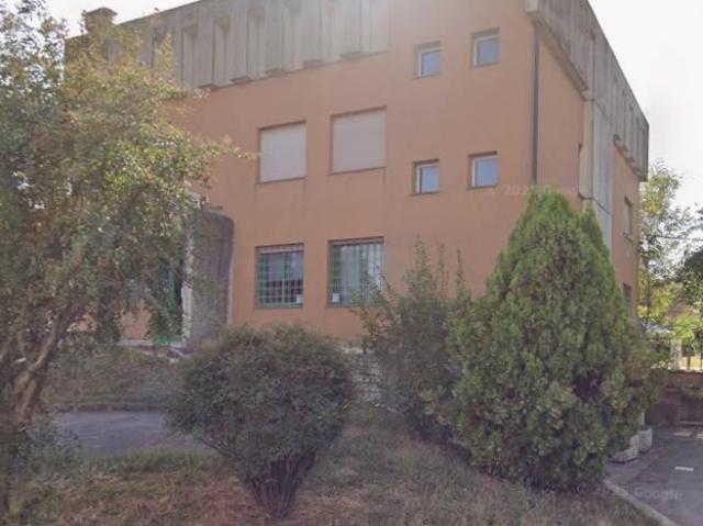 Palazzo in vendita a Unione di comuni Terre di Castelli, Castelvetro Di Modena