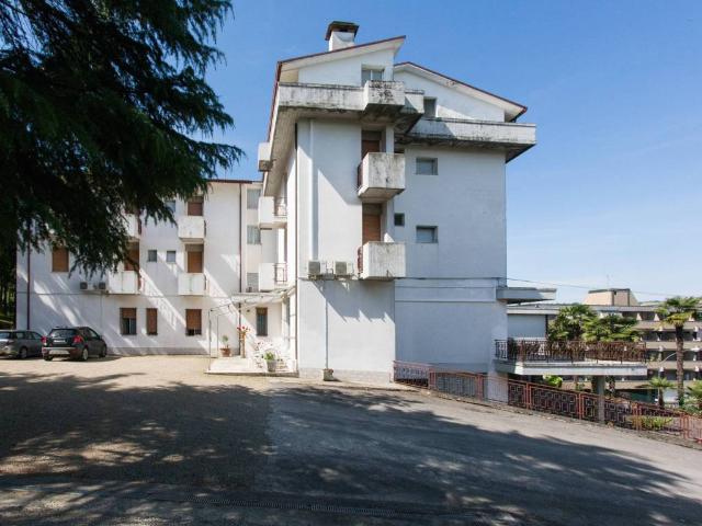 Palazzo in vendita a Unione di Comuni della Romagna Forlivese, Castrocaro Terme