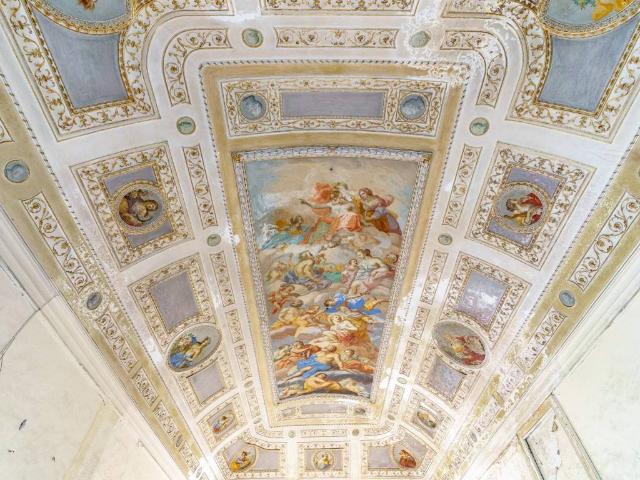 Palazzo in vendita a Centro storico, Catania