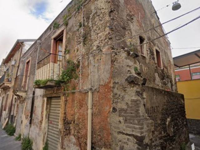 Palazzo in vendita a Centro storico, Catania