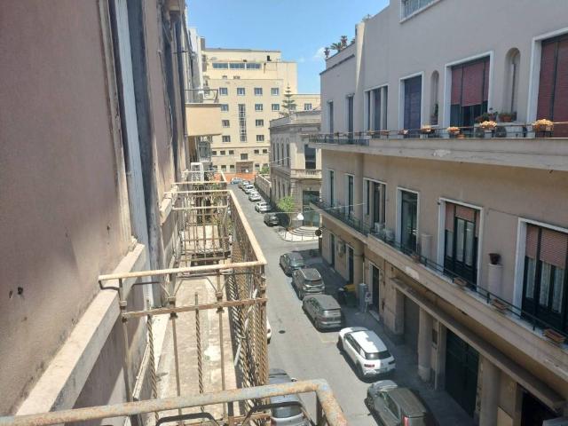 Palazzo in vendita a Borgo-Sanzio, Catania