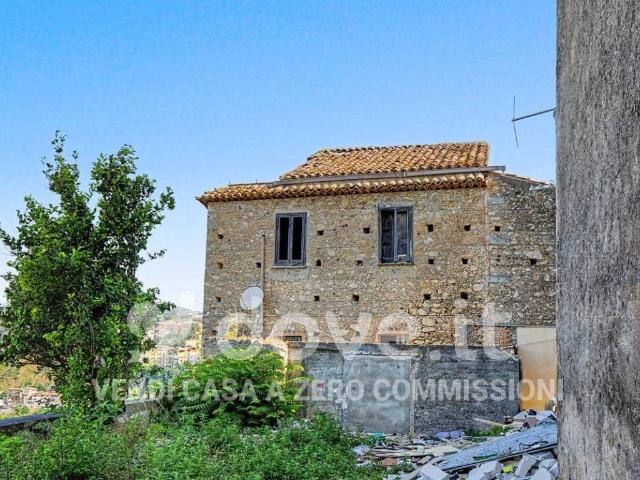 Palazzo in vendita a Sant'Antonio, Calabria