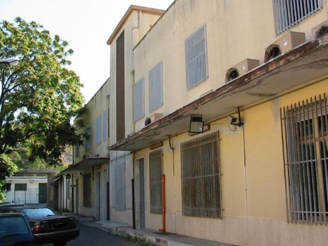 Palazzo in vendita a Dulcino, Calabria
