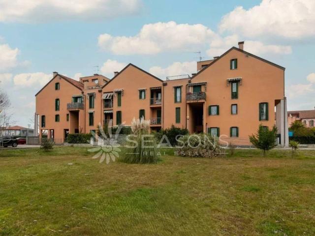 Palazzo in vendita a Cavallino-Treporti, Cavallino