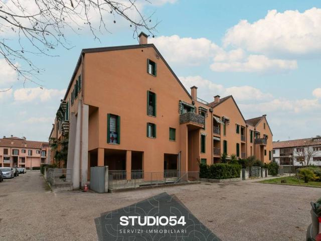 Palazzo in vendita a Cavallino-Treporti, Cavallino